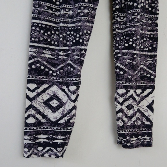 Bohemian Tribal Print Pattern Soft Warm Cozy Stretchy Leggings Pants - Picture 2 of 8